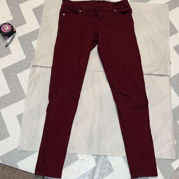 Guess Jeans - Picture 3 of 7